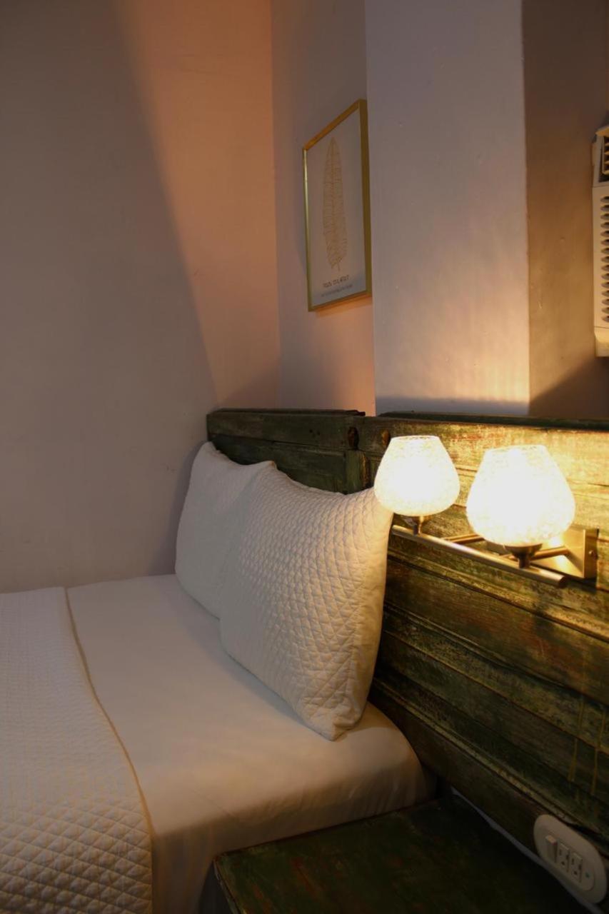 Velvet Hotel Centro Historico سانتا آنا المظهر الخارجي الصورة